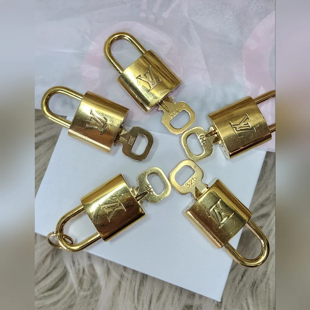 Louis vuitton lock - Picture 1 of 6